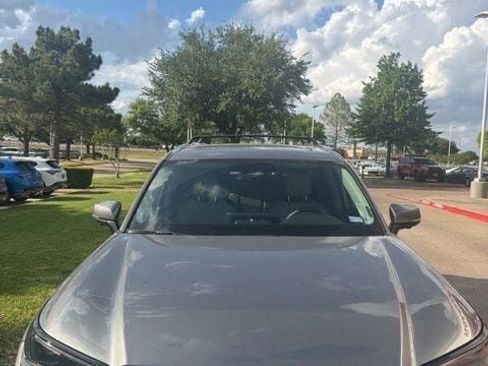 Used 2025 Toyota Grand Highlander FWD image 1