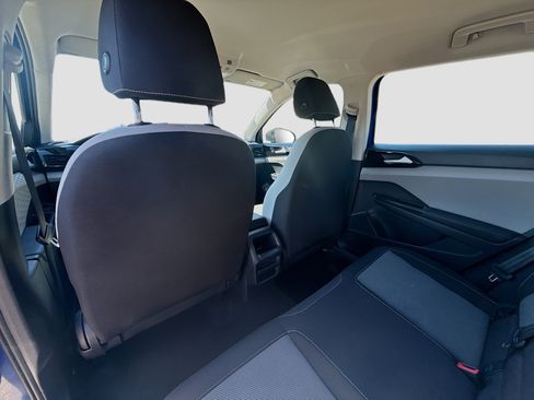 Used 2024 Volkswagen Taos S image 23