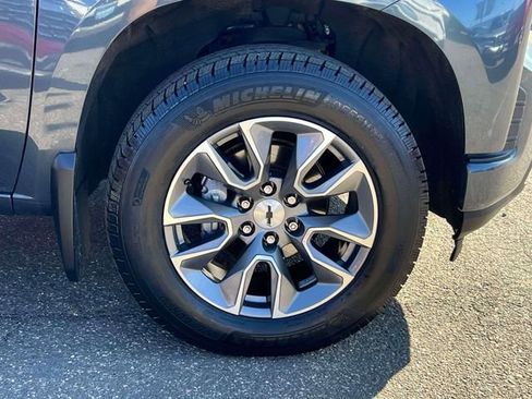 Used 2021 Chevrolet Silverado 1500 RST image 8