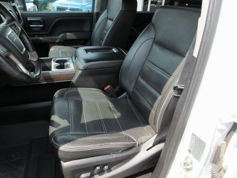 Used 2017 GMC Sierra 3500 Denali w/ Duramax Plus Package image 22