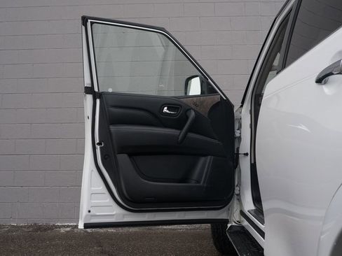 Used 2021 INFINITI QX80 Premium Select w/ All-Season Package image 15