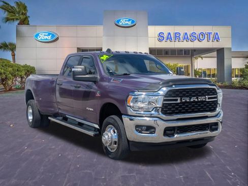 Used 2024 RAM 3500 Big Horn AWD/4WD image 1