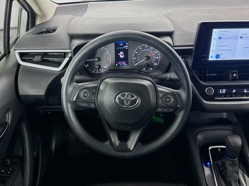 Used 2025 Toyota Corolla LE FWD image 15