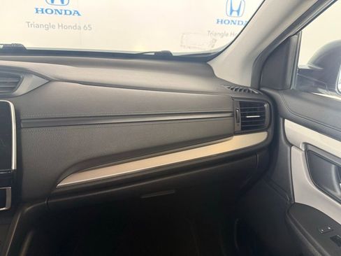 Used 2018 Honda CR-V LX image 14