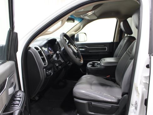 Used 2019 RAM 2500 Big Horn AWD/4WD image 3