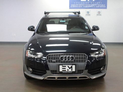 Used 2016 Audi A4 Premium Plus w/ Technology Package image 3