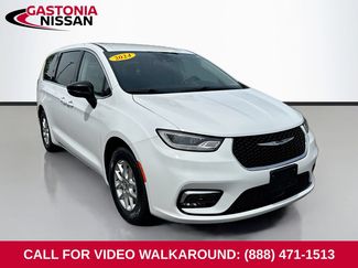 Used 2024 Chrysler Pacifica Touring-L FWD 360° Tour