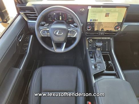 Certified 2025 Lexus GX 550 w/ Accessory Package (2T) AWD/4WD image 16