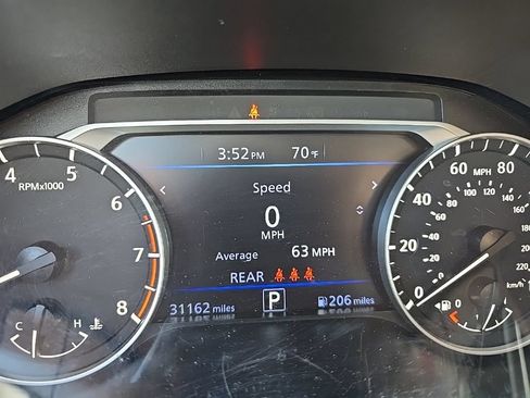 Used 2025 Nissan Altima 2.5 SV FWD image 11