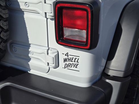 New 2026 Jeep Wrangler Unlimited Sport image 33