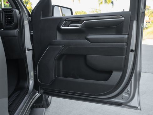 Used 2024 GMC Sierra 1500 Elevation image 39