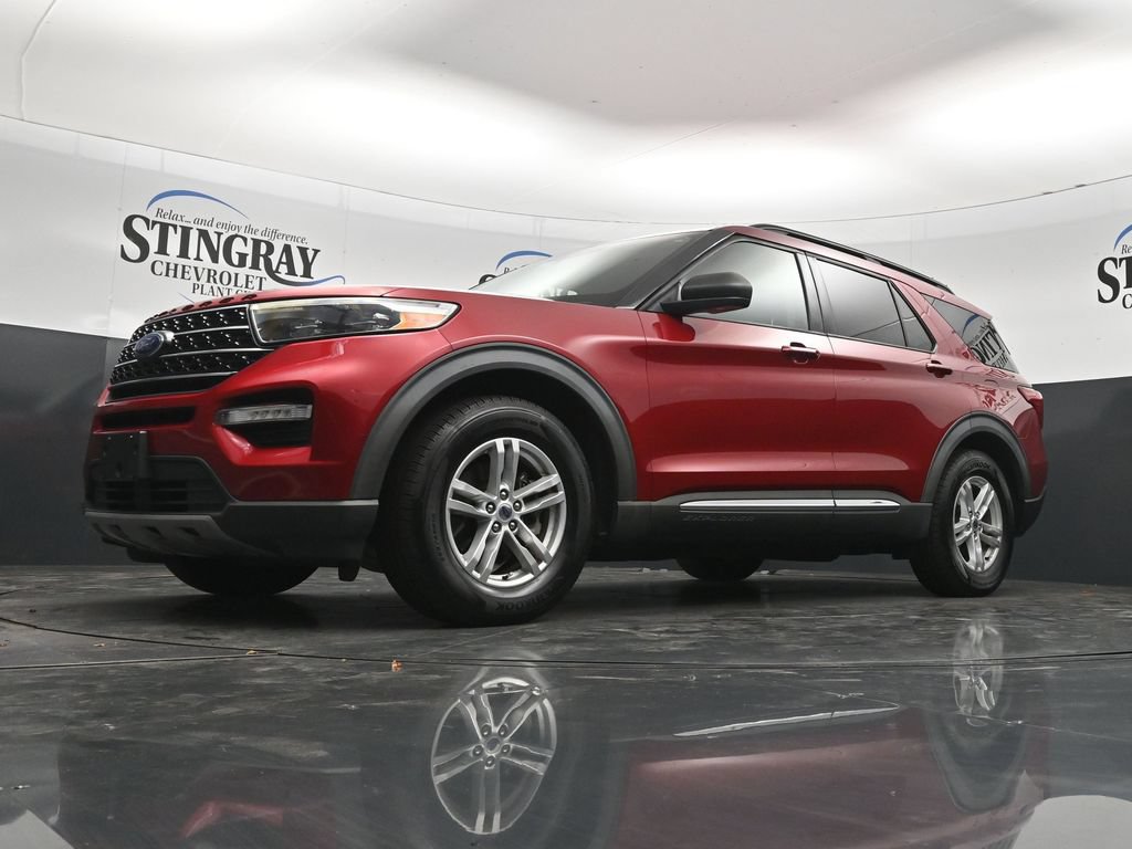 Used 2021 Ford Explorer XLT w/ Equipment Group 202A RWD image 28