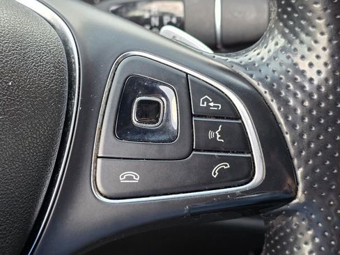 Used 2017 Mercedes-Benz E 300 image 24