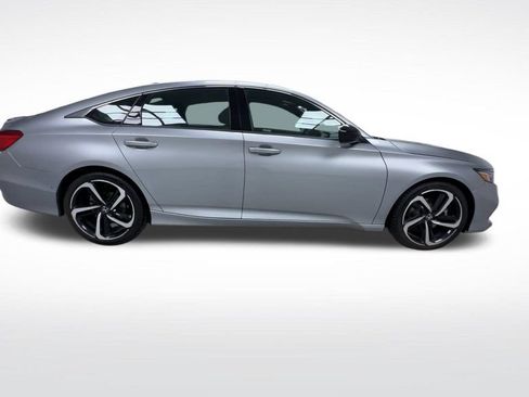 Used 2021 Honda Accord Sport image 9