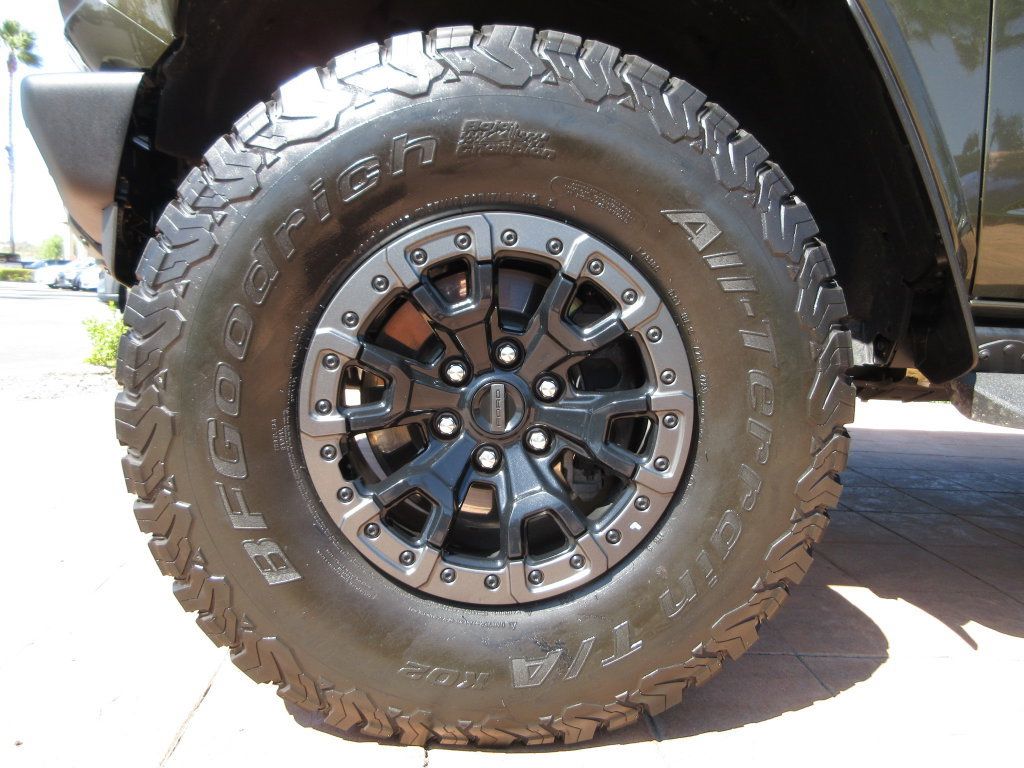 Certified 2024 Ford Bronco Raptor w/ Interior Carbon Fiber Pack 6 AWD/4WD image 8