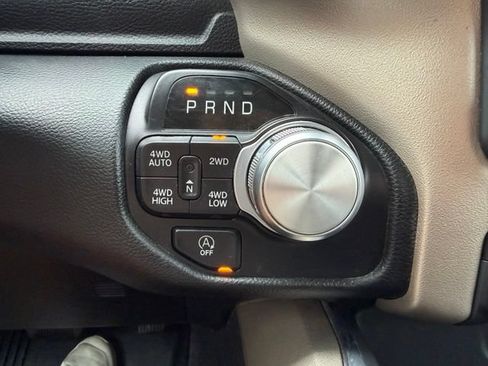 Used 2022 RAM 1500 Laramie AWD/4WD image 17