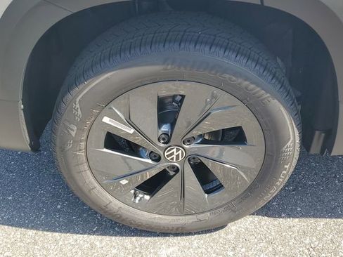 New 2026 Volkswagen Taos S FWD image 5
