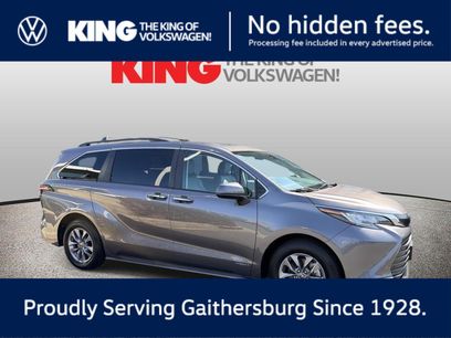 Used 2021 Toyota Sienna XLE