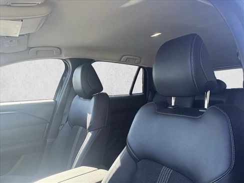 Used 2025 MAZDA CX-50 AWD 2.5 S w/ Preferred Package image 12