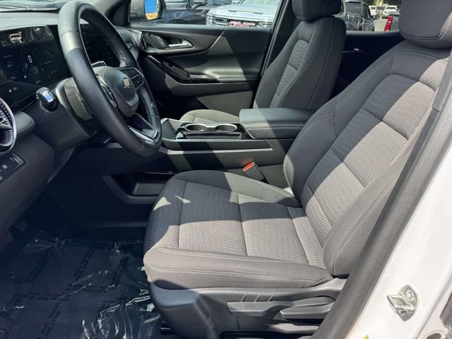 Certified 2025 Chevrolet Equinox LT w/ Safety and Technology Package FWD image 13