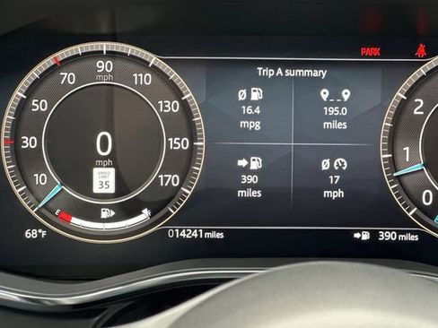 Certified 2026 Jaguar F-PACE R-Dynamic S AWD/4WD image 27