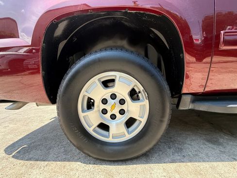 Used 2009 Chevrolet Avalanche LT RWD image 23