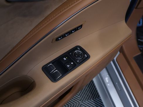 Used 2018 Lexus LC 500 Coupe w/ Sport Package RWD image 18