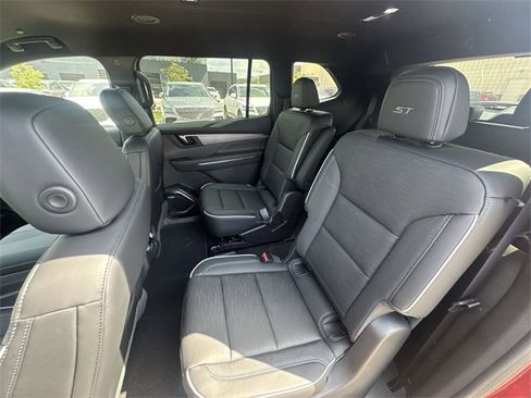 New 2026 Buick Enclave Sport Touring w/ Power Package image 21