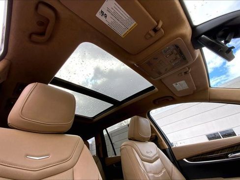 Used 2022 Cadillac XT6 Sport w/ Platinum Package image 22