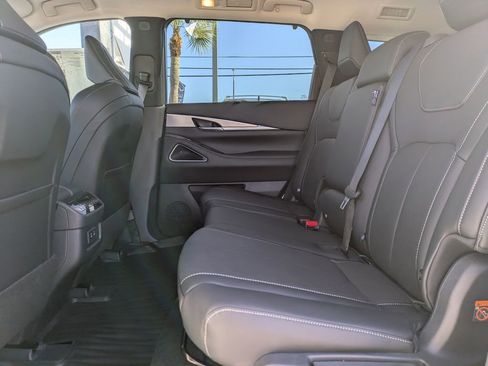 New 2026 INFINITI QX60 Luxe w/ Cargo Package FWD image 16