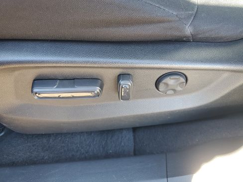 Certified 2022 Honda CR-V EX image 10