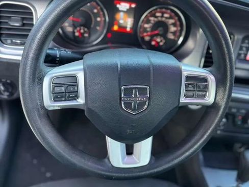 Used 2014 Dodge Charger SE image 11