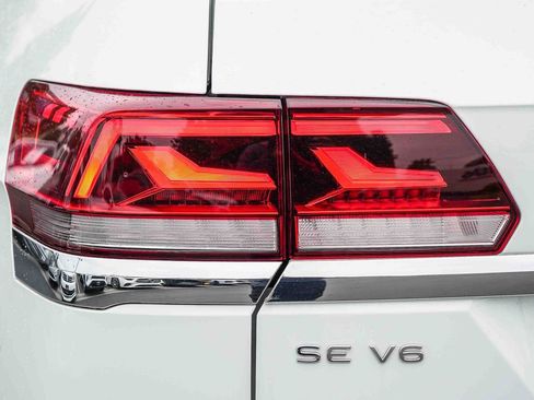 Used 2021 Volkswagen Atlas SE image 9