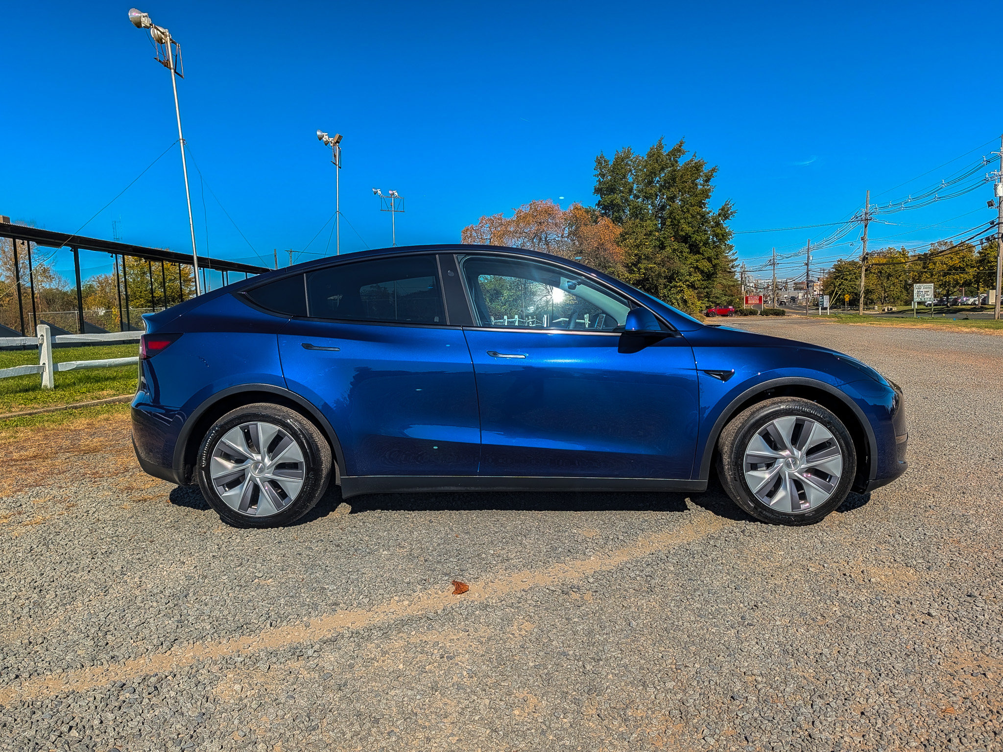 Used 2023 Tesla Model Y Long Range AWD/4WD image 4