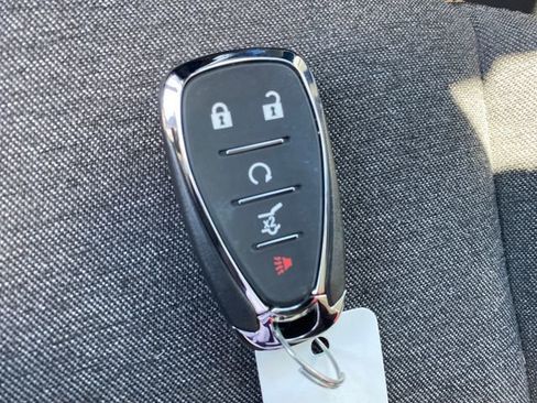 Certified 2024 Chevrolet Equinox LT w/ LPO, Floor Liner Package image 23