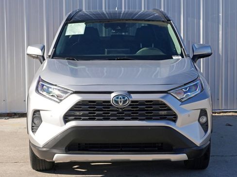 Used 2019 Toyota RAV4 Limited image 55