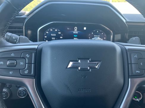 Used 2023 Chevrolet Silverado 1500 RST AWD/4WD image 17