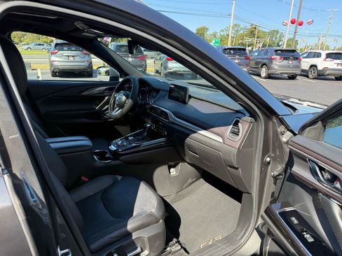 Used 2017 MAZDA CX-9 Grand Touring image 53