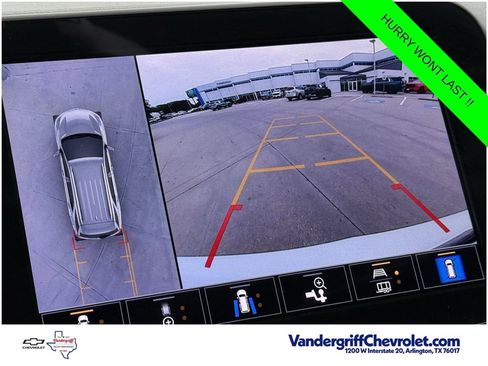 Used 2023 Chevrolet Equinox RS w/ RS Leather Package FWD image 17