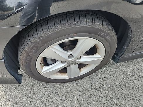 Used 2010 Toyota Camry SE image 9