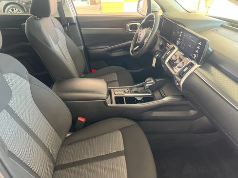 Certified 2021 Kia Sorento LX AWD/4WD image 20