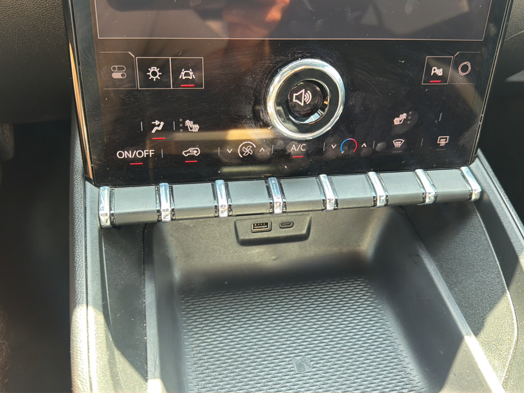 Used 2026 GMC Terrain Elevation FWD image 26