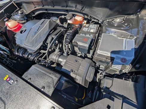 Used 2023 Kia Sorento LX image 22