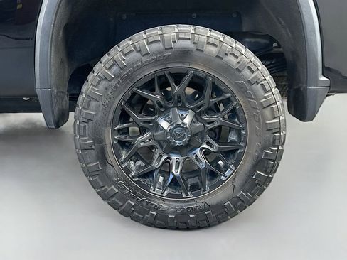 Used 2021 Chevrolet Silverado 3500 High Country w/ Z71 Off-Road Package AWD/4WD image 35