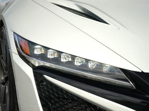 Used 2020 Acura NSX image 7