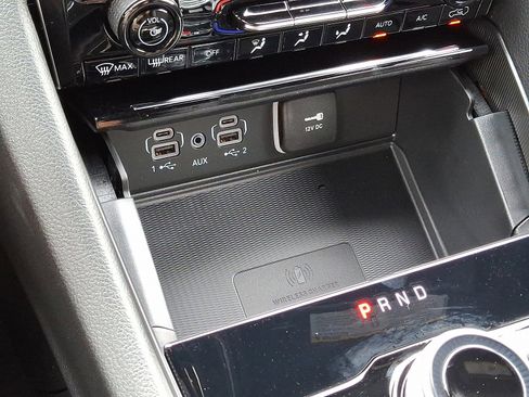 New 2025 Jeep Grand Cherokee Altitude image 10