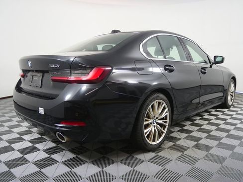 Used 2024 BMW 330i Sedan RWD image 3