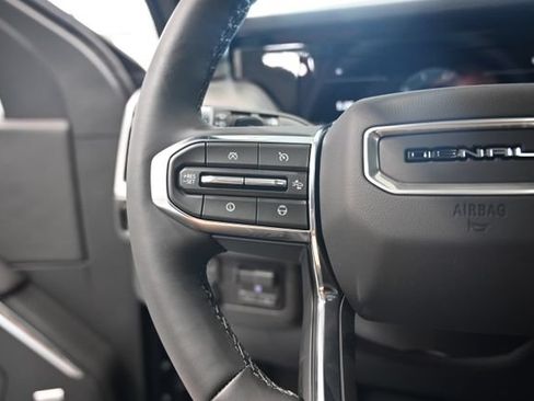 New 2026 GMC Yukon Denali w/ Advanced Technology Package AWD/4WD image 25