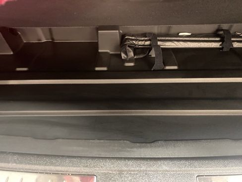 Used 2023 GMC Yukon Denali image 30