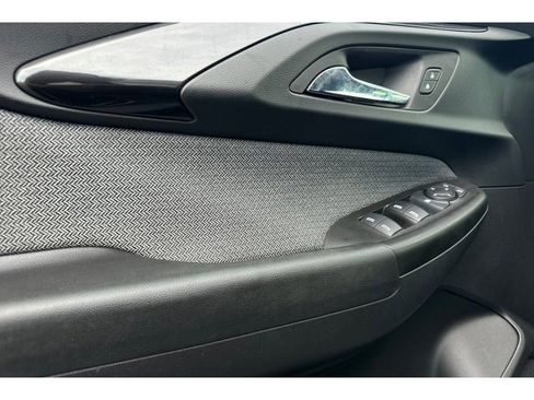 Used 2023 Chevrolet TrailBlazer LT image 11